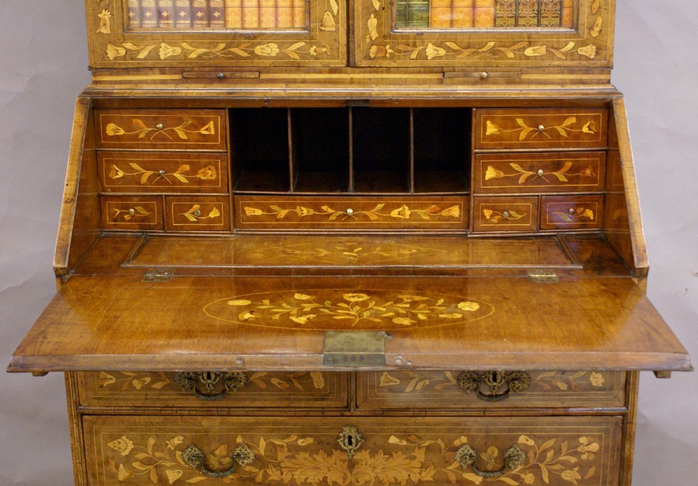 18th century Marquetry bureau bookcase View III