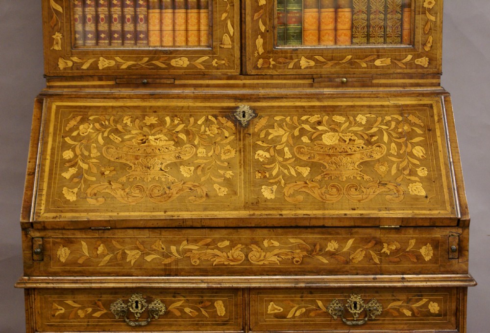 18th century Marquetry bureau bookcase View V