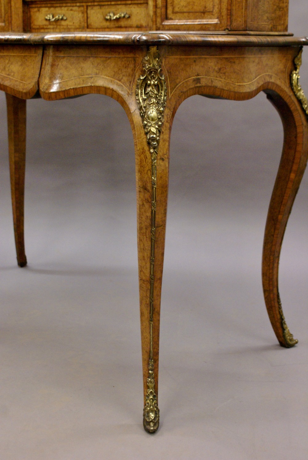 Victorian burr walnut bonheur du jour View IV