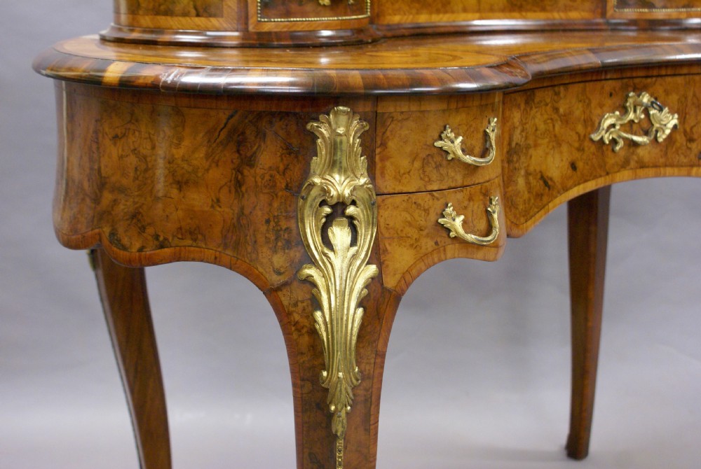 A superb Bonheur du Jour attributed to Gillow View V