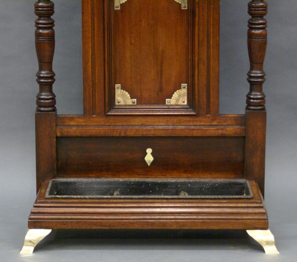 A James Shoolbred & Co stick stand View VI