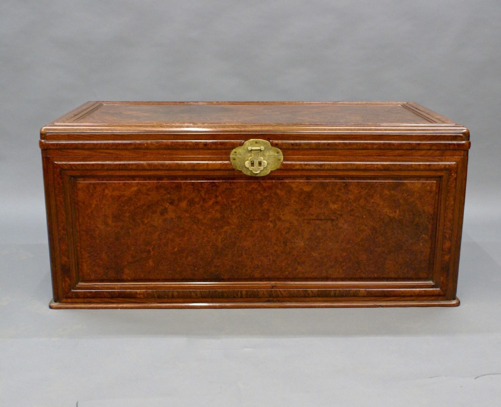 A superb late 19th Century trunk View II