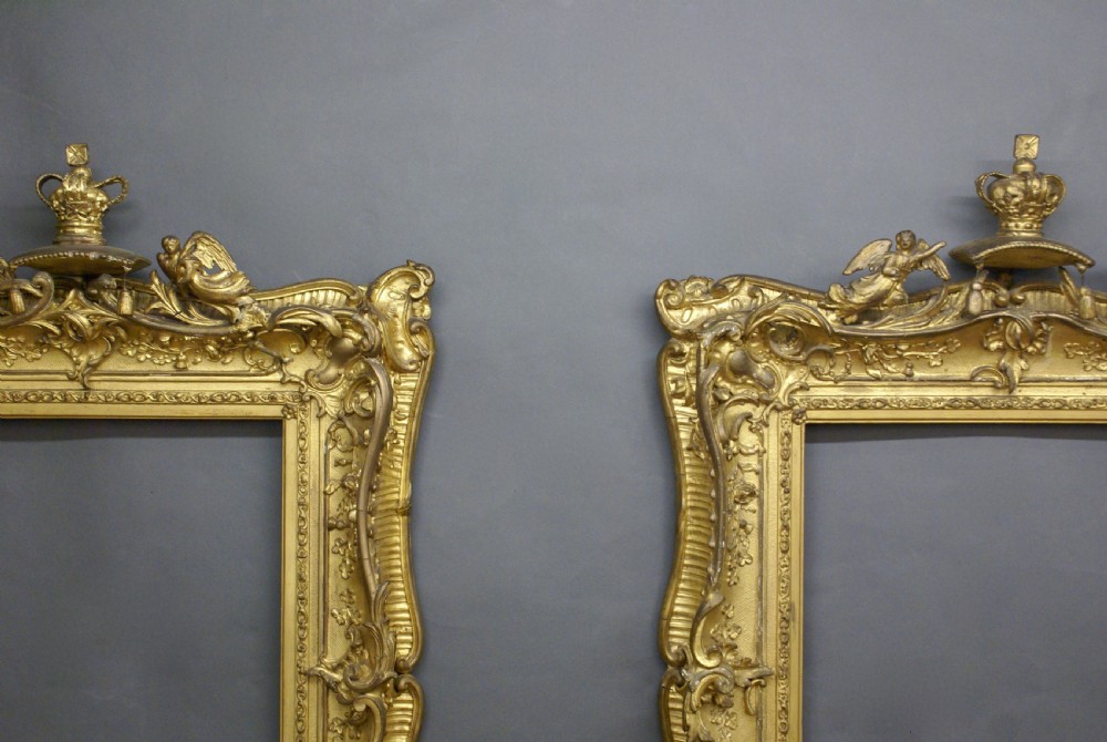 A superb pair of early 19th century picture frames View II