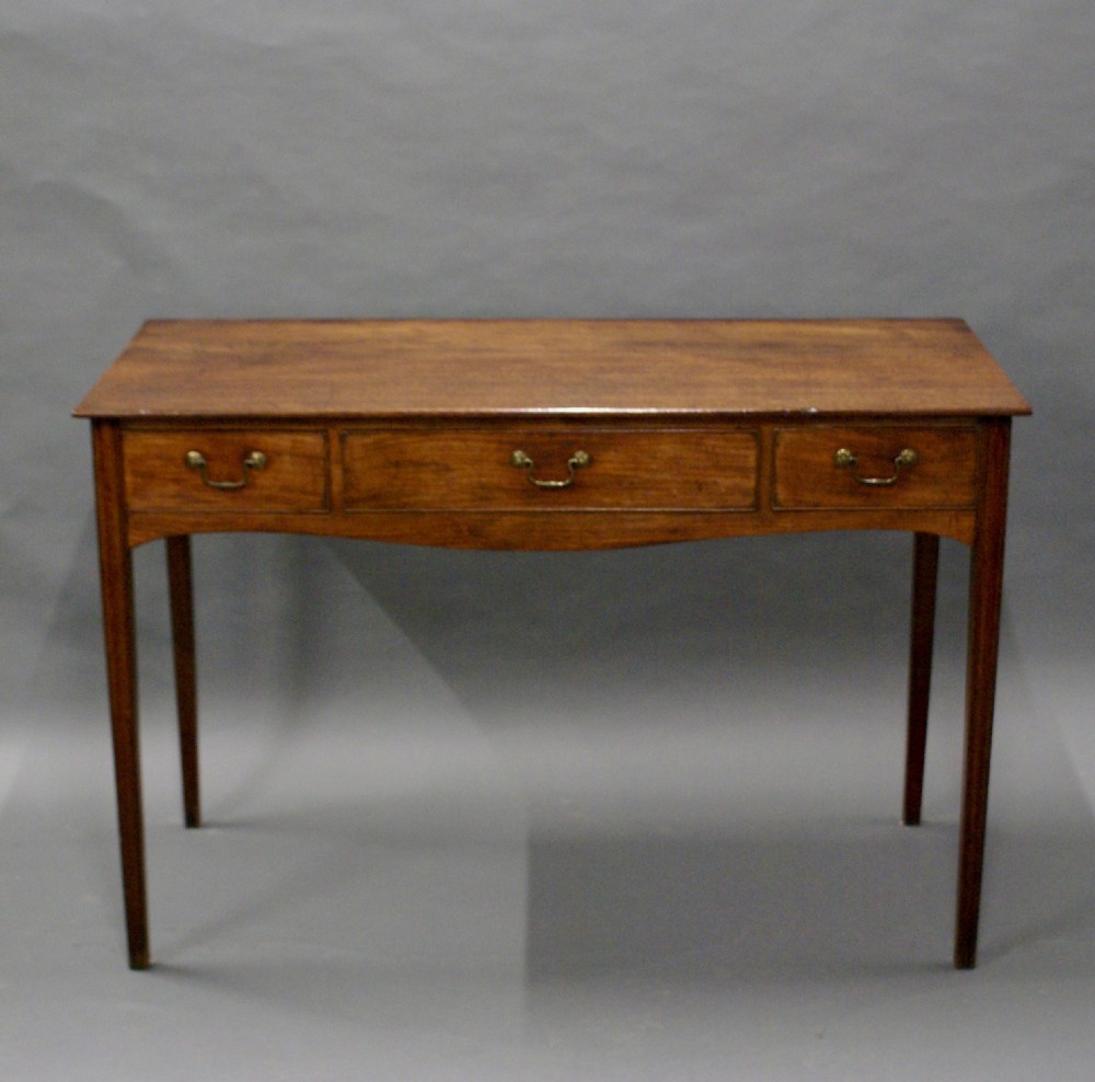 A Hepplewhite period mahogany side table View III