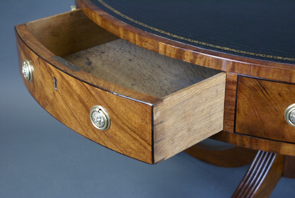 A fine Regency mahogany drum table View V