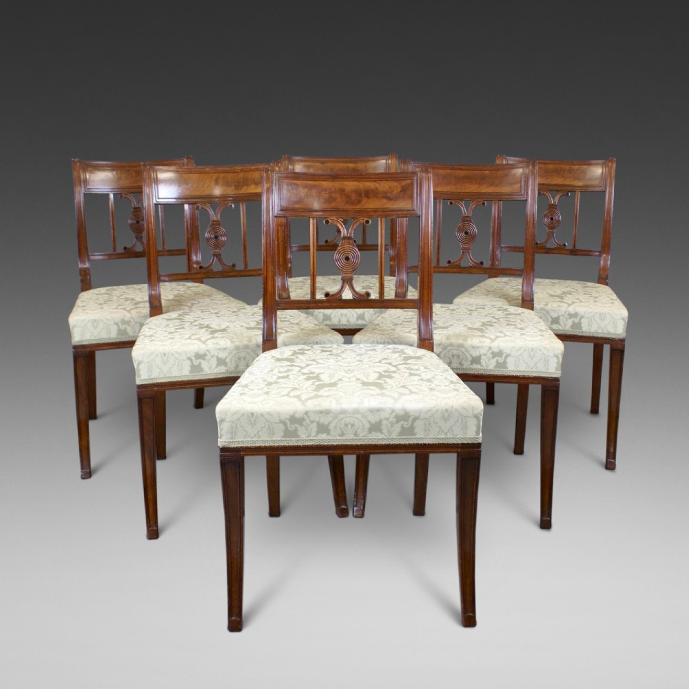 A fine set of 6 Regency dining chairs