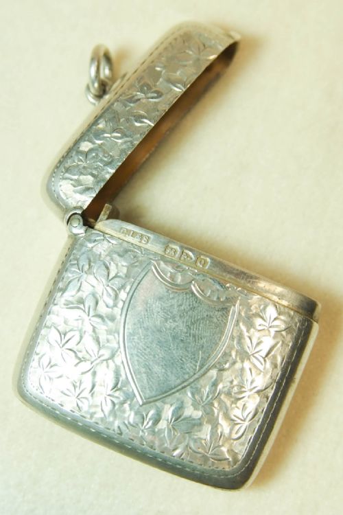Solid Silver Vesta Case. Hallmarked Chester 1899.