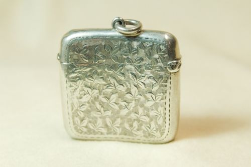 fig 2. Solid Silver Vesta Case. Hallmarked Chester 1899.