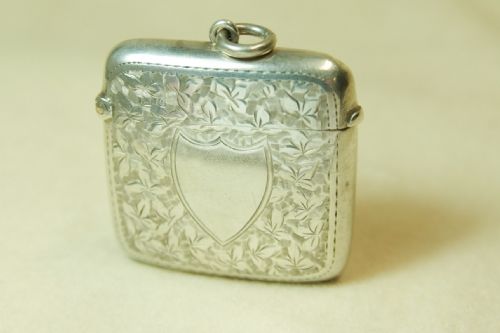 fig 3. Solid Silver Vesta Case. Hallmarked Chester 1899.