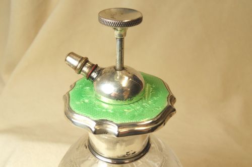 SUPERB SILVER AND GREEN GUILLOCHE ENAMEL ATOMISER HALLMARKED FOR BIRMINGHAM 1930 - ADDITIONAL PHOTO 1