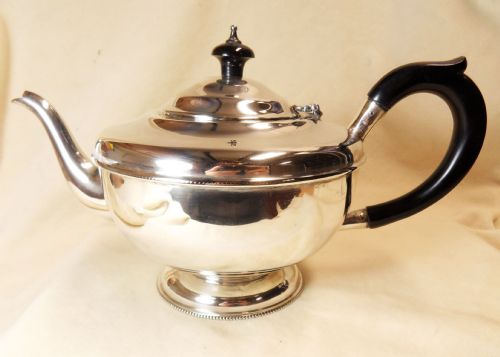 very fine solid silver pedestal foot teapot birmingham 1937 - CATEGORY: ANTIQUE SILVER - DATED 1930