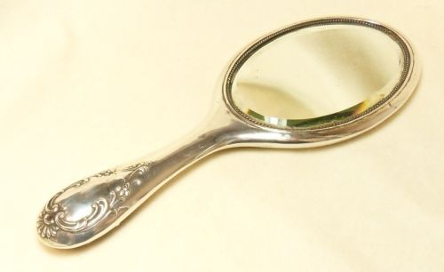 fig 3. George V Silver Hand Mirror, Hallmarked Birmingham 1932, Maker Bravingtons Ltd