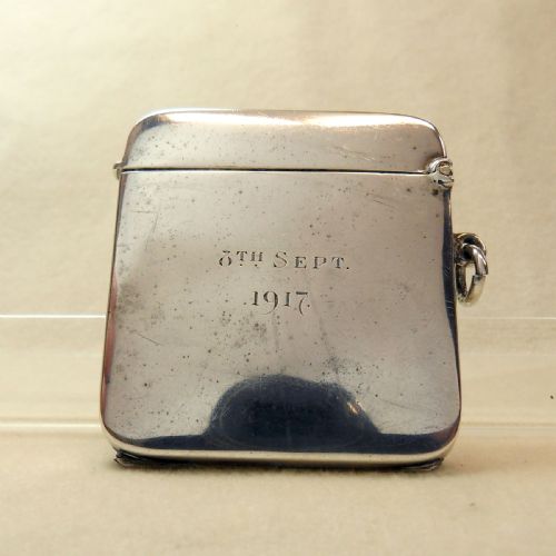 VERY RARE SILVER VESTA WITH HIDDEN PICTURE COMPARTMENT - ADDITIONAL PHOTO 1