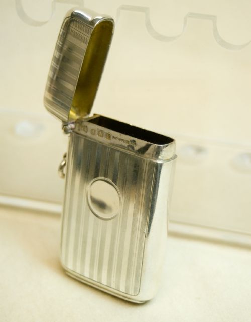 fig 2. Large Solid Silver Vesta Case, Birmingham 1912