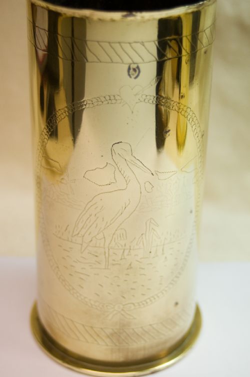 A VERY FINE AND INTERESTING PAIR OF WORLD WAR 1 TRENCH ART VASES DATED 1915 - ADDITIONAL PHOTO 3