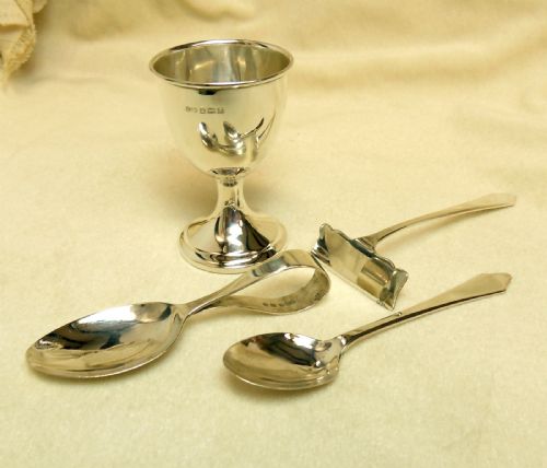 CASED SILVER CHILDS FEEDING SET BIRMINGHAM 1930 - ADDITIONAL PHOTO 4