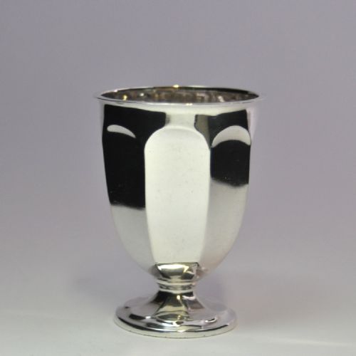 SILVER EGG CUP BY MAPPIN WEBB HALLMARKED LONDON 1931 NJL9610 - ADDITIONAL PHOTO 1