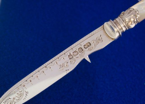 rare silver mother of pearl fruit knifepeeler sheffield 1914 - CATEGORY: ANTIQUE SILVER - DATED 1920