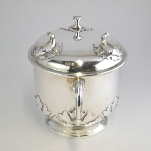 SILVER PORRINGER RARE FOOTED LID LONDON 1917 BY JOHNSON WALKER NJL10183 - ADDITIONAL PHOTO 4