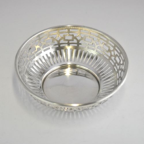 GEORGE V SILVER BOWL BIRMINGHAM 1911 BY BOOTS PURE DRUG COMPANY NJL10182 - ADDITIONAL PHOTO 1
