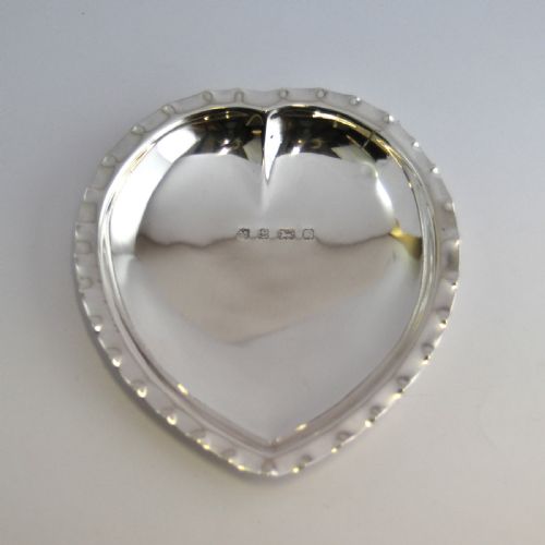 EDWARDIAN SILVER' HEART' PIN TRAY BIRMINGHAM 1901 ZIMMERMAN - ADDITIONAL PHOTO 2
