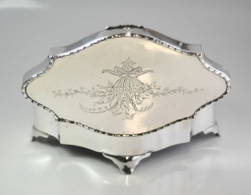 SILVER JEWELLERY CASKET LONDON 1905 WILLIAM COMYNS - ADDITIONAL PHOTO 3