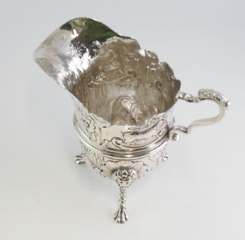 SILVER ANIMAL DECORATION CREAM JUG BIRMINGHAM 1895 - ADDITIONAL PHOTO 5