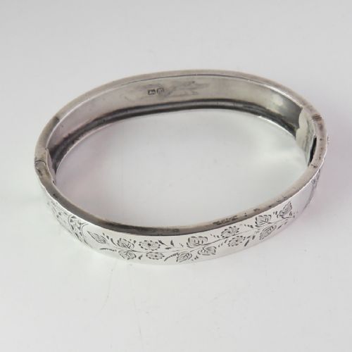 VICTORIAN ENGRAVED SILVER BANGLE CHESTER 1885 - ADDITIONAL PHOTO 3