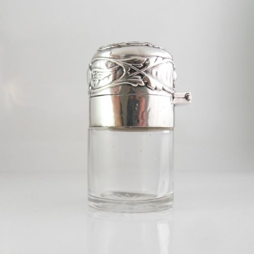 EDWARDIAN SMELLING SALTS BOTTLE WITH REYNOLDS ANGELS - ADDITIONAL PHOTO 4