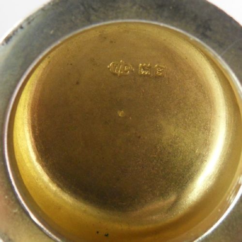 EDWARDIAN SMELLING SALTS BOTTLE WITH REYNOLDS ANGELS - ADDITIONAL PHOTO 7