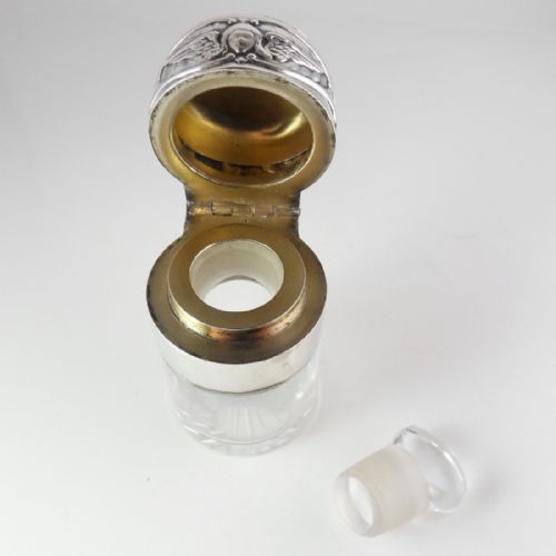 EDWARDIAN SMELLING SALTS BOTTLE WITH REYNOLDS ANGELS - ADDITIONAL PHOTO 11
