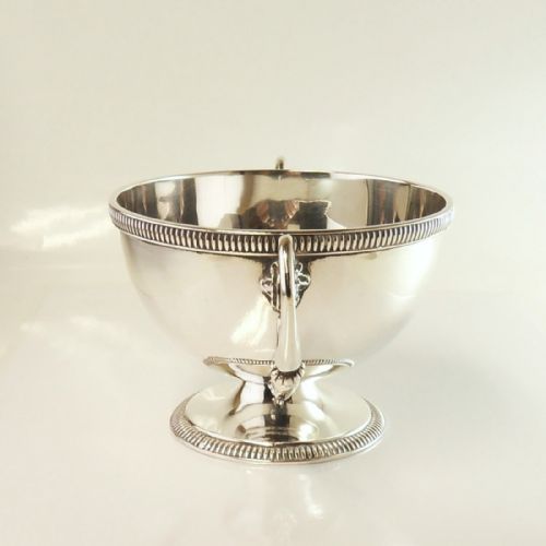 IRISH SILVER TWIN HANDLED BOWL DUBLIN 1913 - ADDITIONAL PHOTO 2