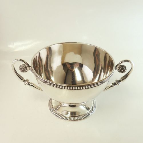 IRISH SILVER TWIN HANDLED BOWL DUBLIN 1913 - ADDITIONAL PHOTO 4
