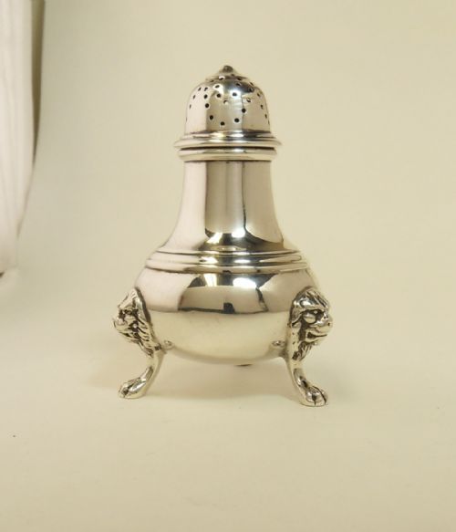 VICTORIAN SILVER 'LION HEAD FEET' PEPPER LONDON 1875 - ADDITIONAL PHOTO 1