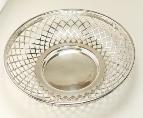 solid silver openwork bowl chester 1913 - CATEGORY: ANTIQUE SILVER - DATED 1920
