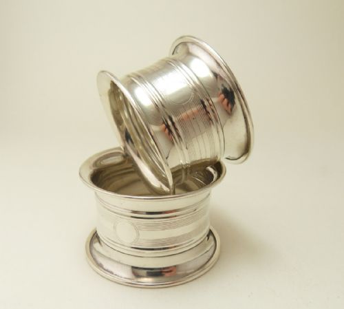 pair of silver napkin rings chester 1926 - CATEGORY: ANTIQUE SILVER - DATED 1930