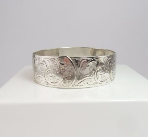 CHARLES HORNER SILVER HINGED BANGLE CHESTER 1937 - ADDITIONAL PHOTO 1