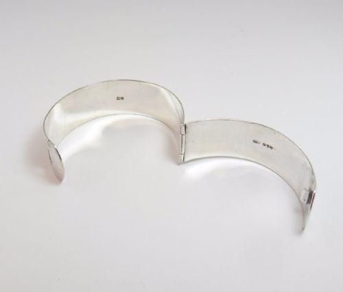 CHARLES HORNER SILVER HINGED BANGLE CHESTER 1937 - ADDITIONAL PHOTO 4