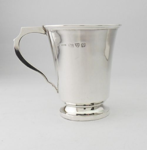 FINE SILVER CHIRSTENING MUG CHESTER 1940 - ADDITIONAL PHOTO 1
