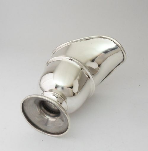 FINE SILVER HELMET FORM CREAM JUG BIRMINGHAM 1916 - ADDITIONAL PHOTO 3
