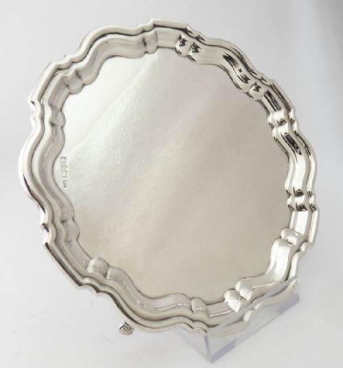FINE SOLID SILVER SALVER CHESTER 1923 - ADDITIONAL PHOTO 1