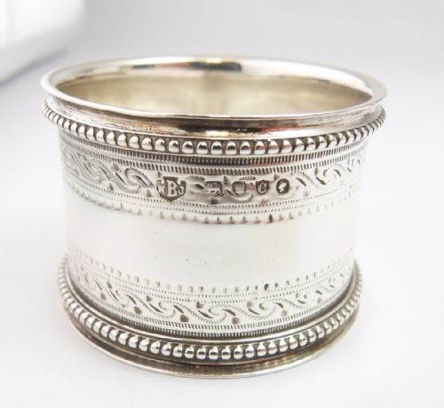 SILVER NAPKIN RING HALLMARKED LONDON 1978 - ADDITIONAL PHOTO 1