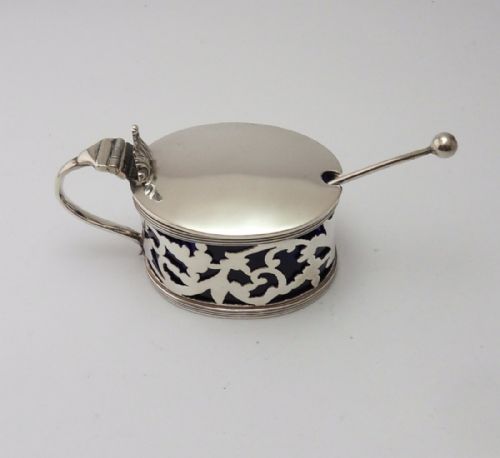 EDWARDIAN SILVER MUSTARD POT BIRMINGHAM 1905 WITH MATCHED SPOON - ADDITIONAL PHOTO 2