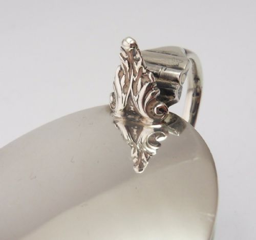 EDWARDIAN SILVER MUSTARD POT BIRMINGHAM 1905 WITH MATCHED SPOON - ADDITIONAL PHOTO 4