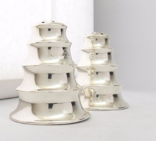 CASED PAIR OF SILVER PAGODA PEPPERS LONDON 1904 - ADDITIONAL PHOTO 2