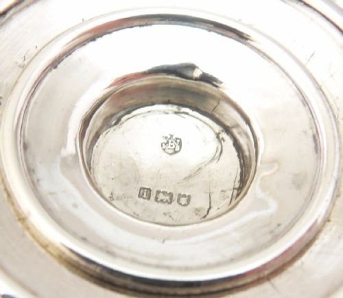 CASED PAIR OF SILVER PAGODA PEPPERS LONDON 1904 - ADDITIONAL PHOTO 3