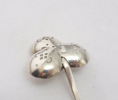 CLOVER SHAPED SUGAR SIFTER SPOON BIRMINGHAM 1904 - ADDITIONAL PHOTO 1