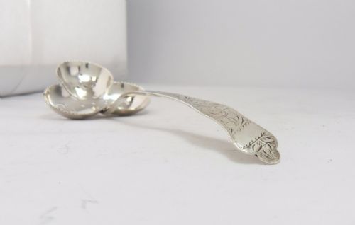 CLOVER SHAPED SUGAR SIFTER SPOON BIRMINGHAM 1904 - ADDITIONAL PHOTO 3