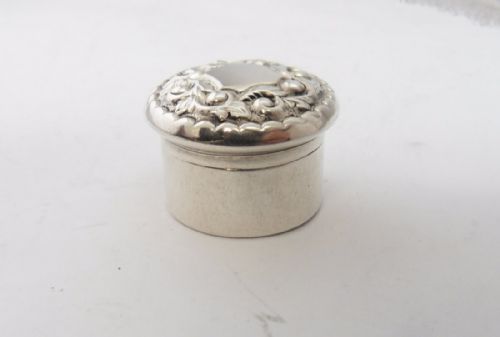 EXQUISITE PETITE SILVER PILL BOX BIRMINGHAM 1898 - ADDITIONAL PHOTO 4