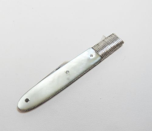 CASED GEORGIAN SILVER MOTHER OF PEARL FRUIT FORK - ADDITIONAL PHOTO 4